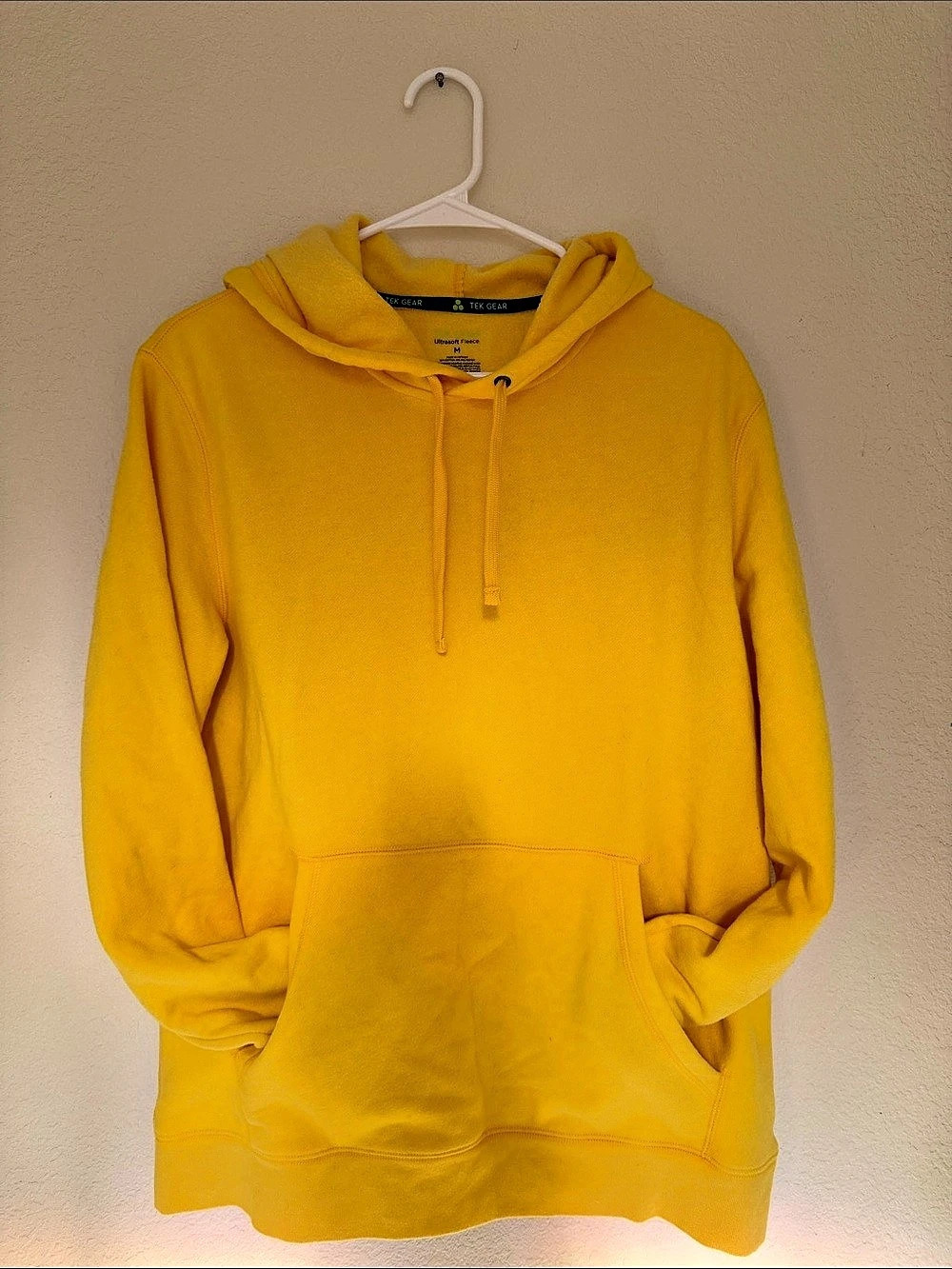 Tek Gear Ultra Soft Fleece Hoodie Yellow Size Medium